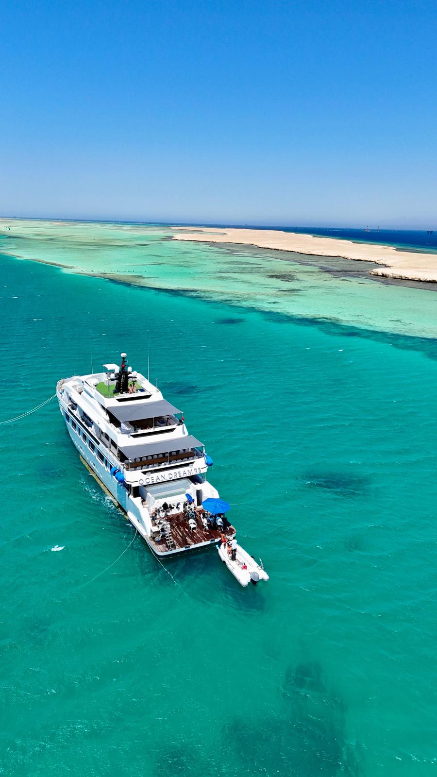 Kitesurfing Red Sea